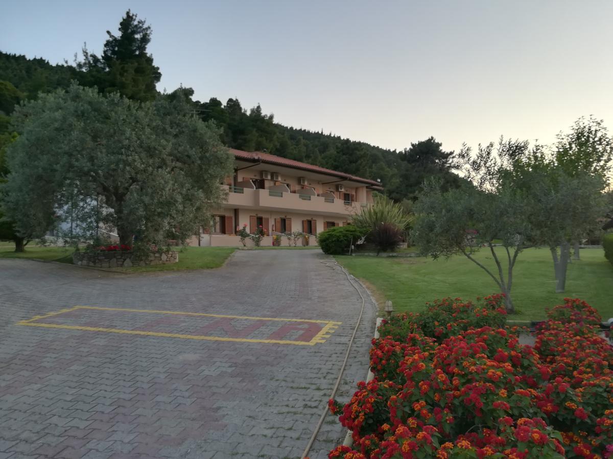 Elena Apartments & Studios فوروفورو المظهر الخارجي الصورة